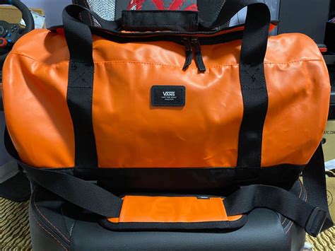 vans duffle bag nasa.